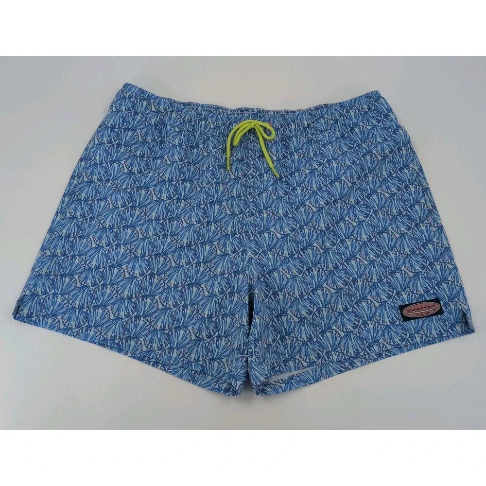 Vineyard Vines Mens Chappy Swim Trunks Blue Seashells Size Large 4.5